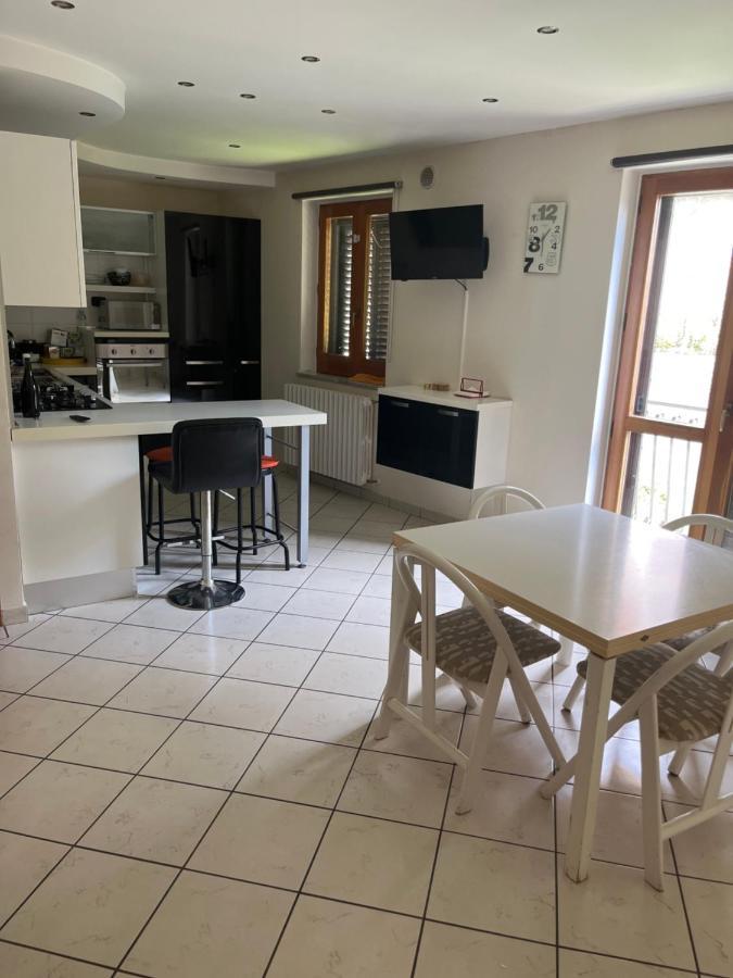 Appartement La Casa Sul Ponte à Castelgrande Extérieur photo
